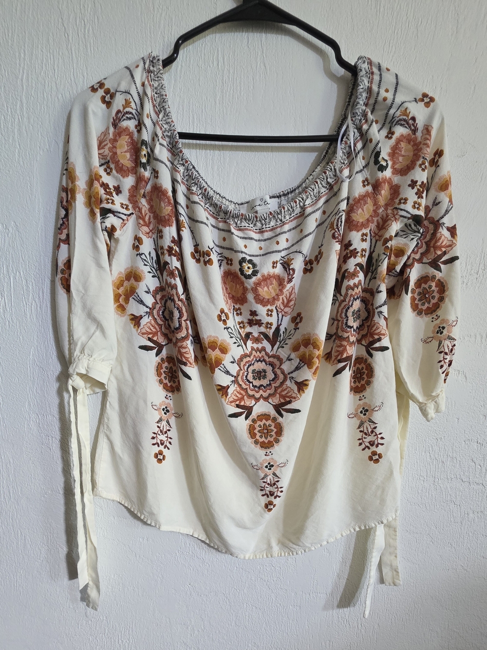 Love Tree Boho Floral Off-The-Shoulder Peasant Blouse – Size M